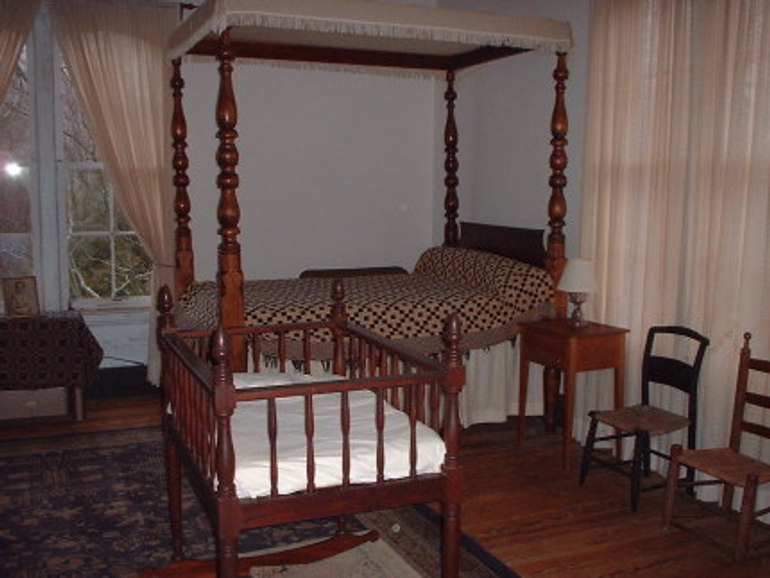 Upstairs Bedroom (Original Furniture) 